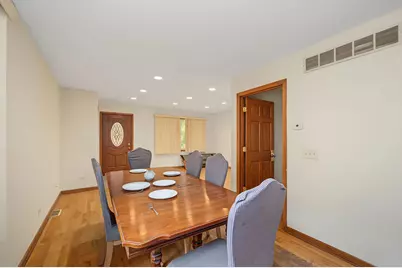 13439 S Brandon Avenue, Chicago, IL 60633 - Photo 8