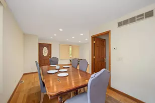 13439 S Brandon Ave, Chicago, IL 60633 - Photo 8