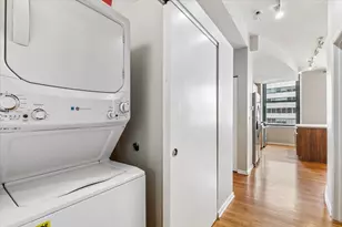 208 W Washington St, Chicago, IL 60606 - Photo 14