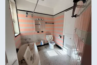 6751 S Chappel Avenue, Chicago, IL 60649 - Photo 14