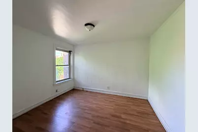 6751 S Chappel Avenue, Chicago, IL 60649 - Photo 32