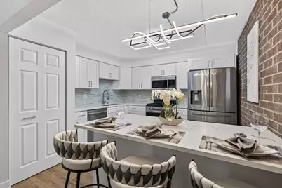 124 E Bailey Road #E, Naperville, IL 60565 - Photo 12