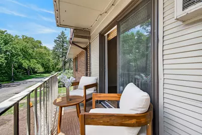 124 E Bailey Road #E, Naperville, IL 60565 - Photo 22
