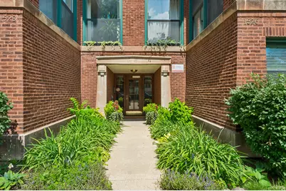 1526 W Birchwood Avenue #4E, Chicago, IL 60626 - Photo 2