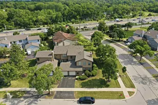 8321 High Point Cir, Darien, IL 60561 - Photo 22