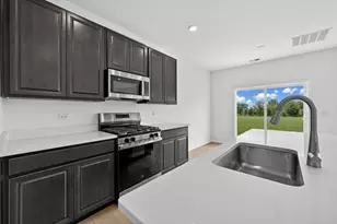 2310 Heartwood Ln, Woodstock, IL 60098 - Photo 6