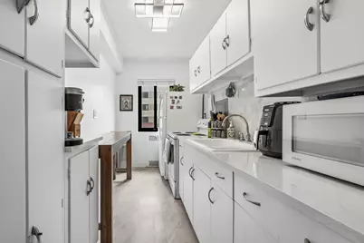 5052 N Marine Drive #D3, Chicago, IL 60640 - Photo 8