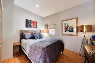 5354 N Ashland Ave, Chicago, IL 60640 - Photo 12