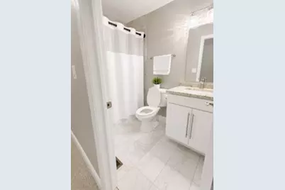 169 Springdale Lane, Bloomingdale, IL 60108 - Photo 8