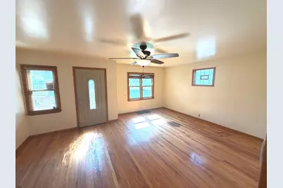 479 S Winfield Avenue, Kankakee, IL 60901 - Photo 4