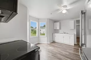 322 E Carroll St, Lanark, IL 61046 - Photo 4