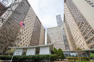 3950 N Lake Shore Dr, Chicago, IL 60613 - Photo 1