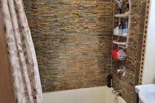 1204 E 20th St, Sterling, IL 61081 - Photo 8