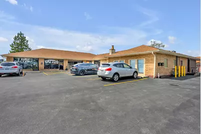 6000 W 159th Street #F, Oak Forest, IL 60452 - Photo 1
