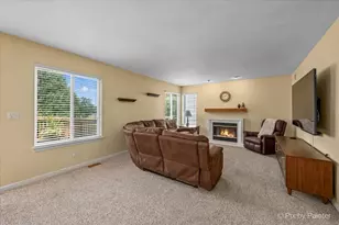 1041 Noelle Bend, Lake in the Hills, IL 60156 - Photo 16