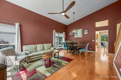 1041 Noelle Bend, Lake in the Hills, IL 60156 - Photo 4