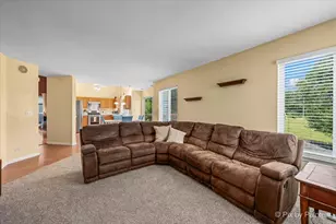 1041 Noelle Bend, Lake in the Hills, IL 60156 - Photo 18
