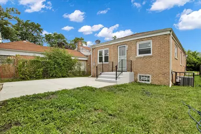 9606 S Eggleston Avenue, Chicago, IL 60628 - Photo 32