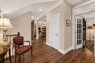 203 N 4th Ave, Saint Charles, IL 60174 - Photo 4