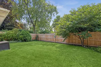 1041 Longmeadow Drive, Glenview, IL 60025 - Photo 22