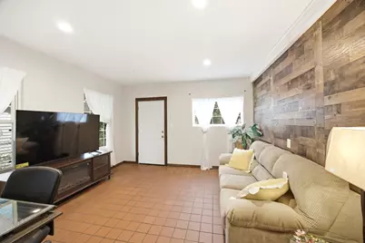 186 N Du Bois Avenue, Elgin, IL 60123 - Photo 22
