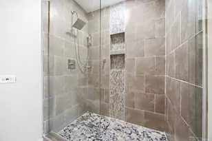 186 N Du Bois Ave, Elgin, IL 60123 - Photo 34