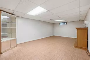 18833 Park Ave, Lansing, IL 60438 - Photo 16