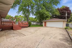 18833 Park Ave, Lansing, IL 60438 - Photo 20