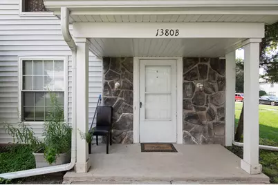 1380 N Glen Circle #B, Aurora, IL 60506 - Photo 6