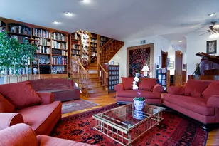 622 W Briar Pl, Chicago, IL 60657 - Photo 6