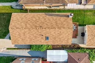 8224 N Oleander Ave, Niles, IL 60714 - Photo 4