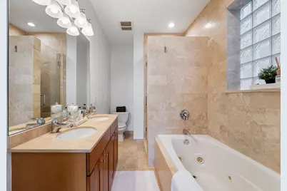 2220 N Seeley Avenue #2, Chicago, IL 60647 - Photo 16