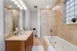 2220 N Seeley Ave, Chicago, IL 60647 - Photo 16