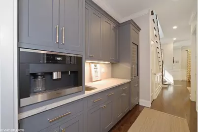 4138 N Paulina Street, Chicago, IL 60613 - Photo 4