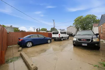 125 N 22nd Avenue, Melrose Park, IL 60160 - Photo 34