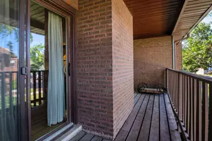 428 S Dee Rd, Park Ridge, IL 60068 - Photo 10