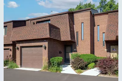 428 S Dee Road, Park Ridge, IL 60068 - Photo 1