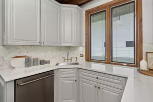 4933 Middaugh Ave, Downers Grove, IL 60515 - Photo 16