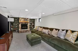 4933 Middaugh Ave, Downers Grove, IL 60515 - Photo 8