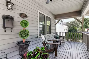4933 Middaugh Ave, Downers Grove, IL 60515 - Photo 2