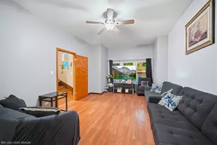 1332 N Harding Ave, Chicago, IL 60651 - Photo 4