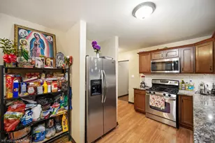 1332 N Harding Ave, Chicago, IL 60651 - Photo 8