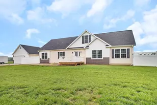 4183 Pine Bluff Rd, Morris, IL 60450 - Photo 2