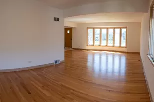 10916 Kingston St, Westchester, IL 60154 - Photo 6