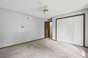 2417 Mayfair Dr, Joliet, IL 60433 - Photo 22