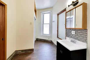 2338 S Blue Island Ave, Chicago, IL 60608 - Photo 20