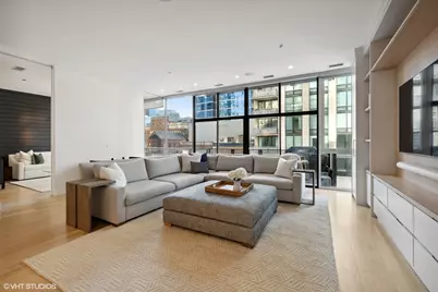 747 N Clark Street #401, Chicago, IL 60654 - Photo 6