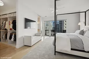 747 N Clark St, Chicago, IL 60654 - Photo 18
