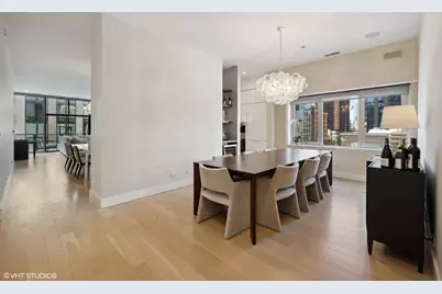 747 N Clark Street #401, Chicago, IL 60654 - Photo 14
