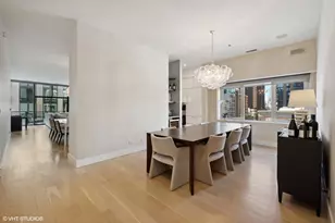 747 N Clark St, Chicago, IL 60654 - Photo 14